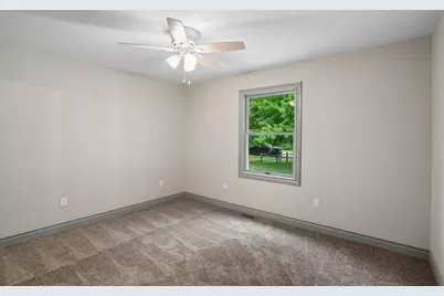 990 Centennial Avenue, Ypsilanti, MI 48198 - Photo 26