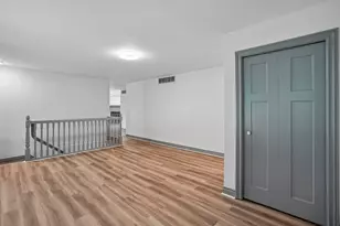 990 Centennial Ave, Ypsilanti, MI 48198 - Photo 8