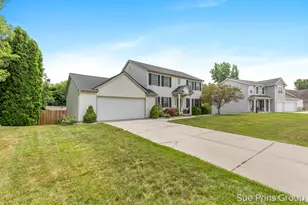 6296 Sheldon Dr, Hudsonville, MI 49426 - Photo 2