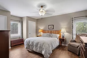 310 Aurora St SE, Grand Rapids, MI 49507 - Photo 16
