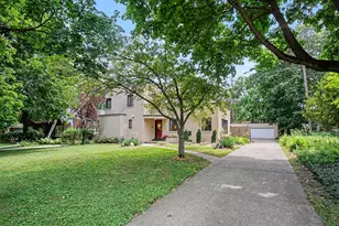 310 Aurora St SE, Grand Rapids, MI 49507 - Photo 42