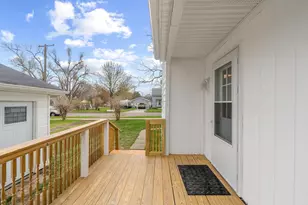 244 Cass St, Dundee, MI 48131 - Photo 28