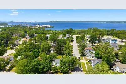 1889 Robinson Street, Muskegon, MI 49441 - Photo 40