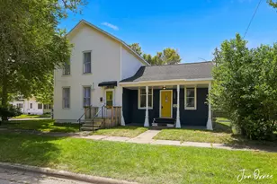 1889 Robinson St, Muskegon, MI 49441 - Photo 1