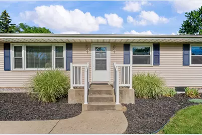 2214 Lynn Drive, Saint Joseph, MI 49085 - Photo 4