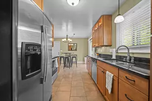 2214 Lynn Dr, Saint Joseph, MI 49085 - Photo 12