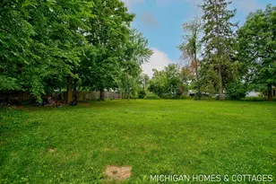 752 Jordan Lake Ave, Lake Odessa, MI 48849 - Photo 18