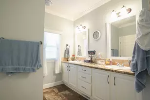 5624 KINGSLEY DR, Rockford, MI 49341 - Photo 14