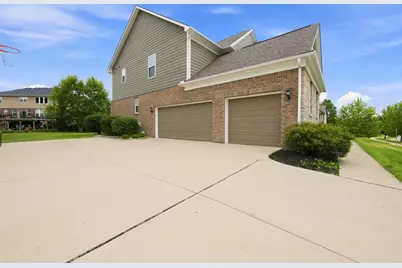 5887 Strawberry Circle, Commerce Township, MI 48382 - Photo 56