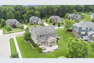 5887 Strawberry Circle, Commerce Township, MI 48382 - Photo 4