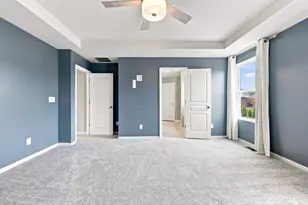 5887 Strawberry Cir, Commerce Township, MI 48382 - Photo 34