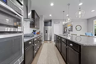 5887 Strawberry Cir, Commerce Township, MI 48382 - Photo 26