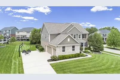5887 Strawberry Circle, Commerce Township, MI 48382 - Photo 2