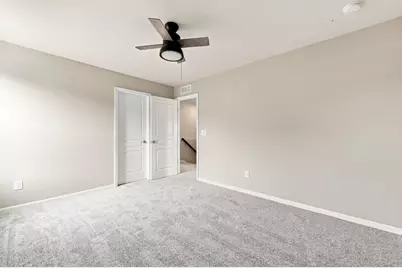5887 Strawberry Circle, Commerce Township, MI 48382 - Photo 32