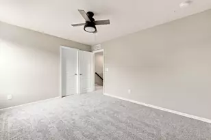 5887 Strawberry Cir, Commerce Township, MI 48382 - Photo 32