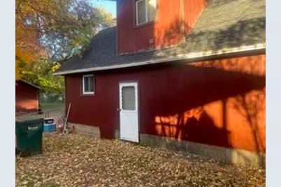 204 W Berry Avenue, Lansing, MI 48910 - Photo 6