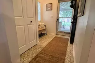 42514 Hammill Ln, Plymouth, MI 48170 - Photo 2