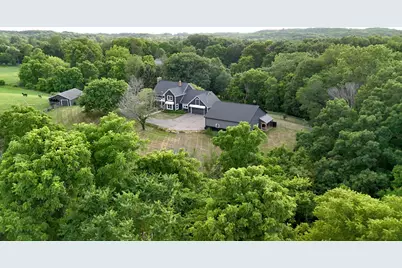 2714 Snow Avenue SE, Lowell, MI 49331 - Photo 2