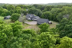 2714 Snow Ave SE, Lowell, MI 49331 - Photo 2