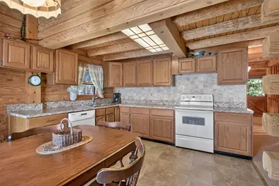 11241 Almon Point, Jerome, MI 49249 - Photo 16