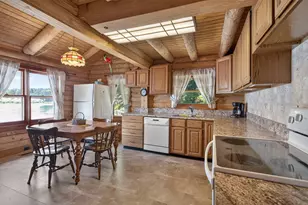 11241 Almon Point, Jerome, MI 49249 - Photo 14