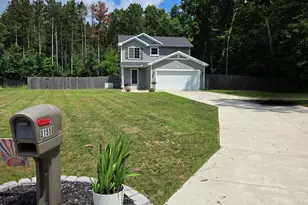 31550 Pine Ridge Cir, Lawton, MI 49065 - Photo 1