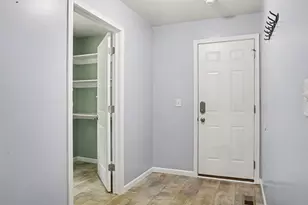 31550 Pine Ridge Cir, Lawton, MI 49065 - Photo 14