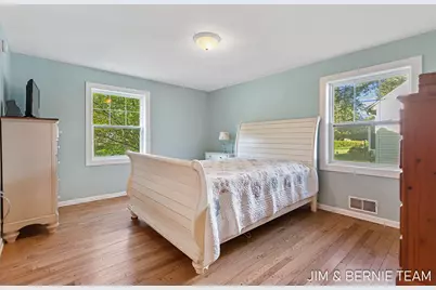 131 E 31st Street, Holland, MI 49423 - Photo 36
