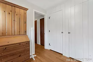 131 E 31st St, Holland, MI 49423 - Photo 6