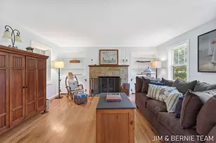 131 E 31st St, Holland, MI 49423 - Photo 8