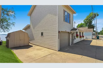 1027 E Lake Mitchell Drive, Cadillac, MI 49601 - Photo 40
