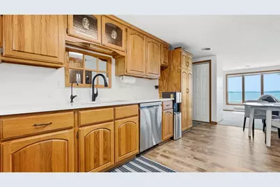 1027 E Lake Mitchell Drive, Cadillac, MI 49601 - Photo 16