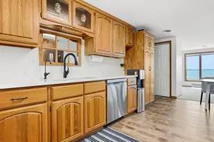 1027 E Lake Mitchell Dr, Cadillac, MI 49601 - Photo 16
