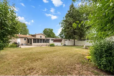 5077 Madison Avenue SE, Kentwood, MI 49548 - Photo 6
