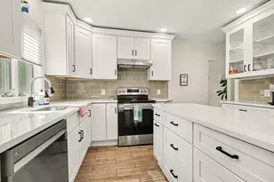 229 Spink St, Milan, MI 48160 - Photo 8