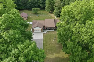 6024 Hancock Rd, Montague, MI 49437 - Photo 4
