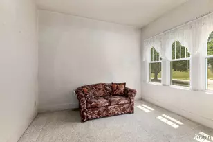 1545 4th St NW, Grand Rapids, MI 49504 - Photo 6