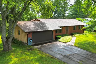 3787 Northmeadow Rd, Jackson, MI 49201 - Photo 2