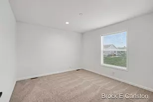 1283 E Ellis Rd, Norton Shores, MI 49441 - Photo 12