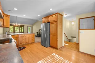 2506 Falcon Pointe Dr NW, Grand Rapids, MI 49534 - Photo 8