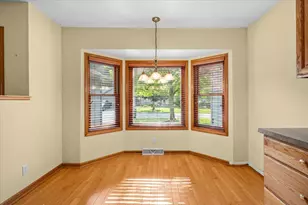 2506 Falcon Pointe Dr NW, Grand Rapids, MI 49534 - Photo 10