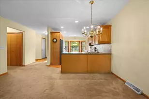 2506 Falcon Pointe Dr NW, Grand Rapids, MI 49534 - Photo 16