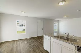 1643 Golfview Dr, Ypsilanti, MI 48198 - Photo 10