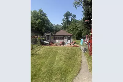 1074 W Grand Avenue, Muskegon, MI 49441 - Photo 20