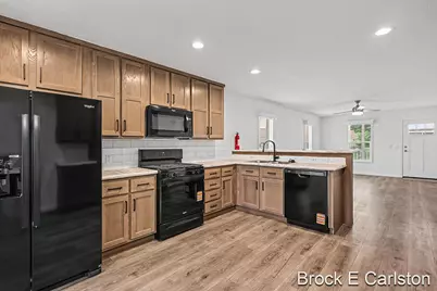1283 E Ellis Road #28, Norton Shores, MI 49441 - Photo 8