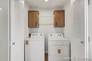 1283 E Ellis Rd, Norton Shores, MI 49441 - Photo 6