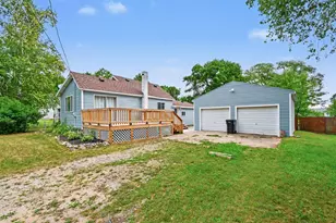 920 Jay St, Belding, MI 48809 - Photo 2