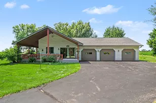 15745 15 Mile Rd, Marshall, MI 49068 - Photo 2