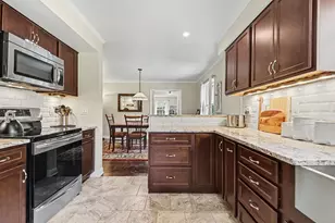 1946 Radcliff Ave SE, Grand Rapids, MI 49506 - Photo 12