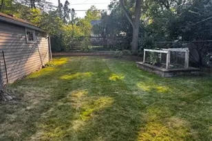 907 Bruce St, Ann Arbor, MI 48103 - Photo 20